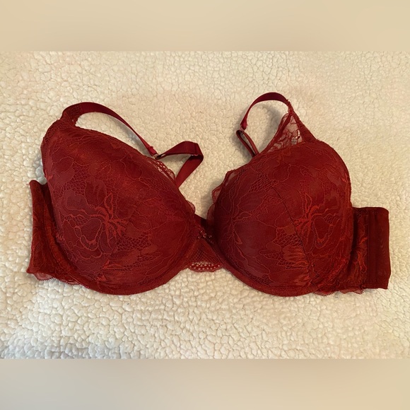 Auden Other - Auden 46D Elegant Lace Red Bra NWOT